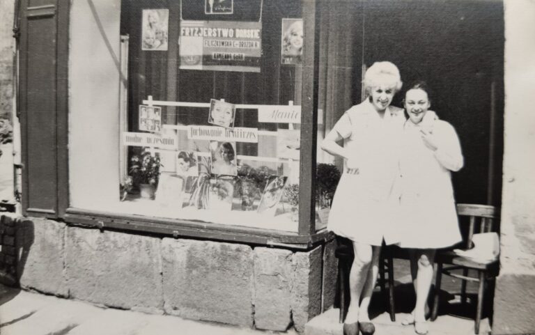 Od pół wieku strzygą kamiennogórzan