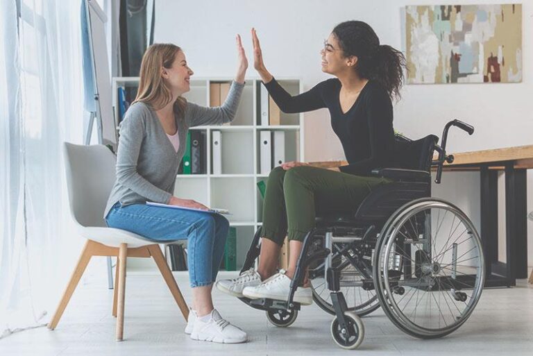 „Aktywni niepełnosprawni” – w stronę niezależnego życia osób z niepełnosprawnościami