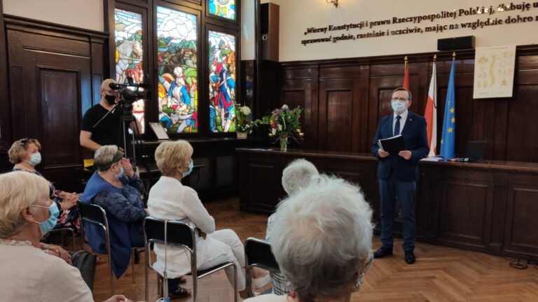 Miejski program prozdrowotny adresowany do seniorek