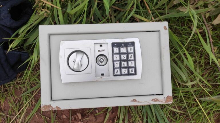 Ukradł sejf z jego zawartością. Błyskawicznie został namierzony i zatrzymany przez policjantów z Komisariatu Policji w Lubawce.