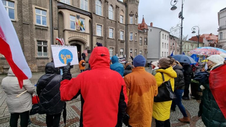 W obronie #wolnemedia dziś w Wałbrzychu.