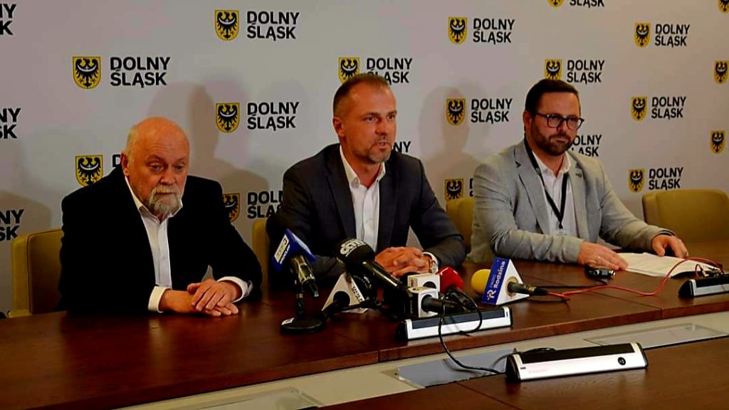 Samorząd województwa wspiera osoby z niepełnosprawnościami.