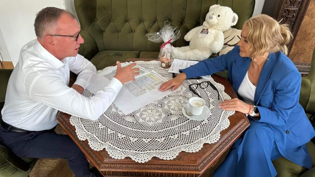 Konsultacje z samorządowcami. Czy nowa ustawa rozwiąże problem spadku dochodów w samorządach?