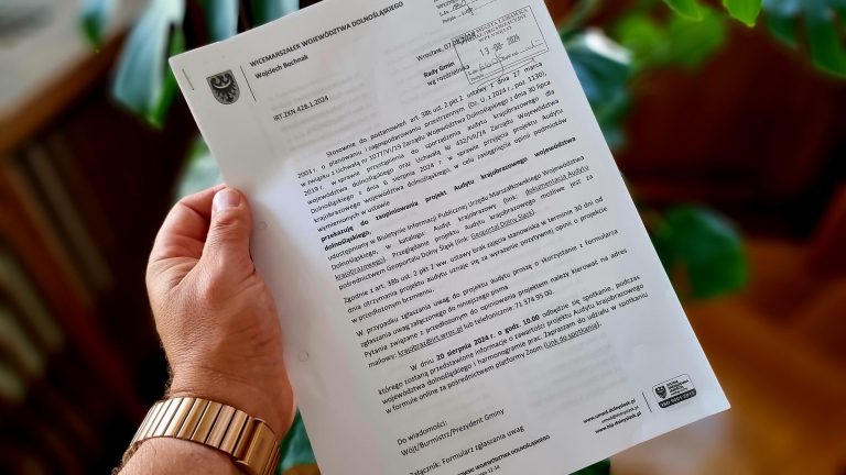 Gmina Lubawka wyraża stanowczy sprzeciw wobec objęcia znacznej części gminy granicą Krajobrazowego Parku Gór Izerskich. To odpowiedź na pismo Zarządu Województwa Dolnośląskiego, w sprawie zaopiniowania projektu audytu krajobrazowego województwa dolnośląskiego.