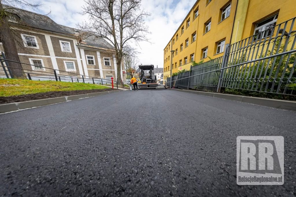 Remont al. ks. prałata Stanisława Książka na finiszu. Odbiory w piątek