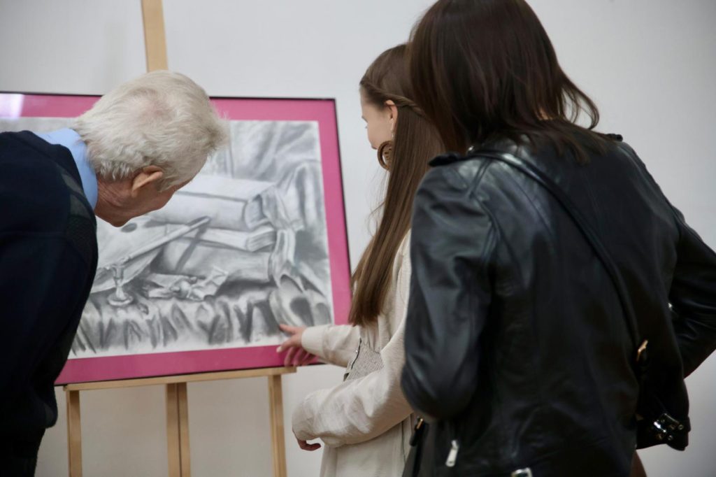 Ołówek zamiast pędzla — Katarzyna Szewczyk pokazała nowe oblicze swojej twórczości