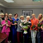 Starosta z wizytą u pielęgniarek i położnych w Kamiennej Górze